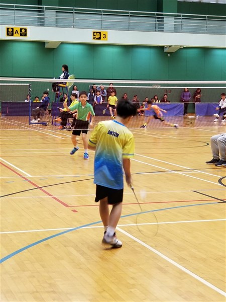 Badminton